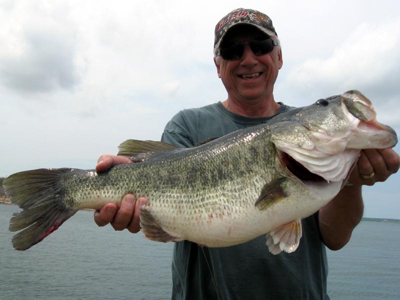 Lake O.H. Ivie Fishing Report - May 14, 2010 - fishing photo